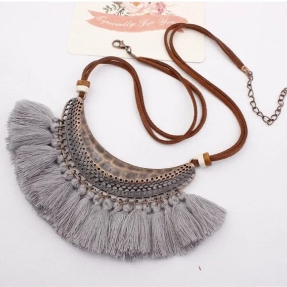 Bohemian Tassel Necklace - Picture 5 of 6
